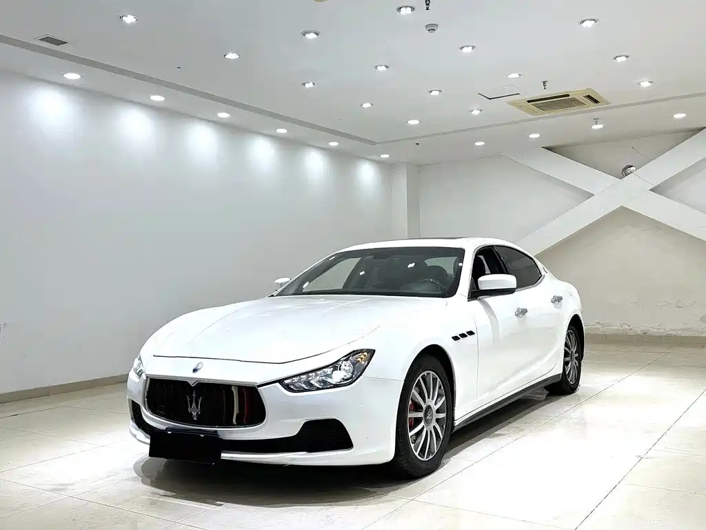 Maserati Ghibli 2016 — фото 1