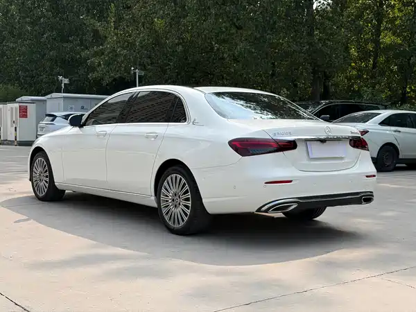Mercedes-Benz E-Class 2021