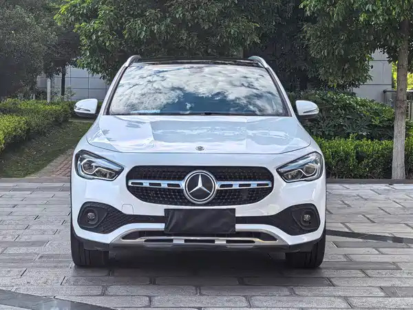 Mercedes-Benz GLA 2020