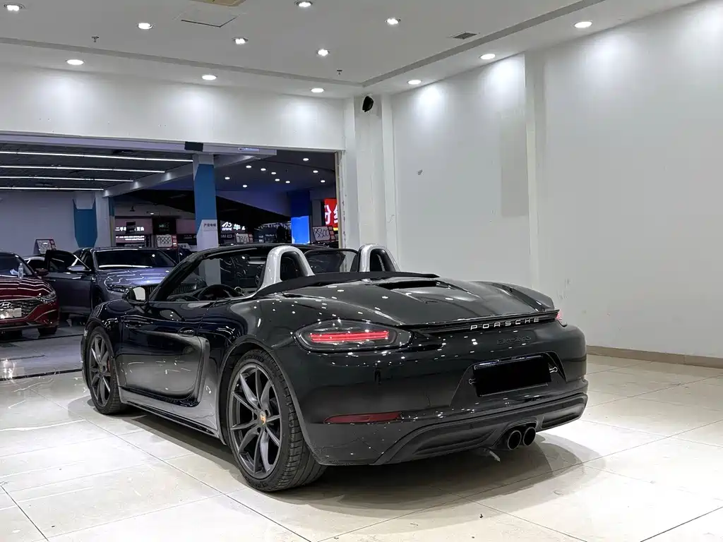 Porsche 718 2016 — фото 10
