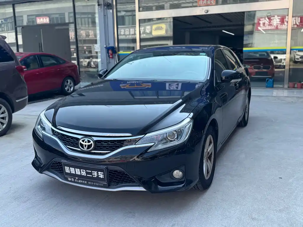 Toyota Reiz 2016
