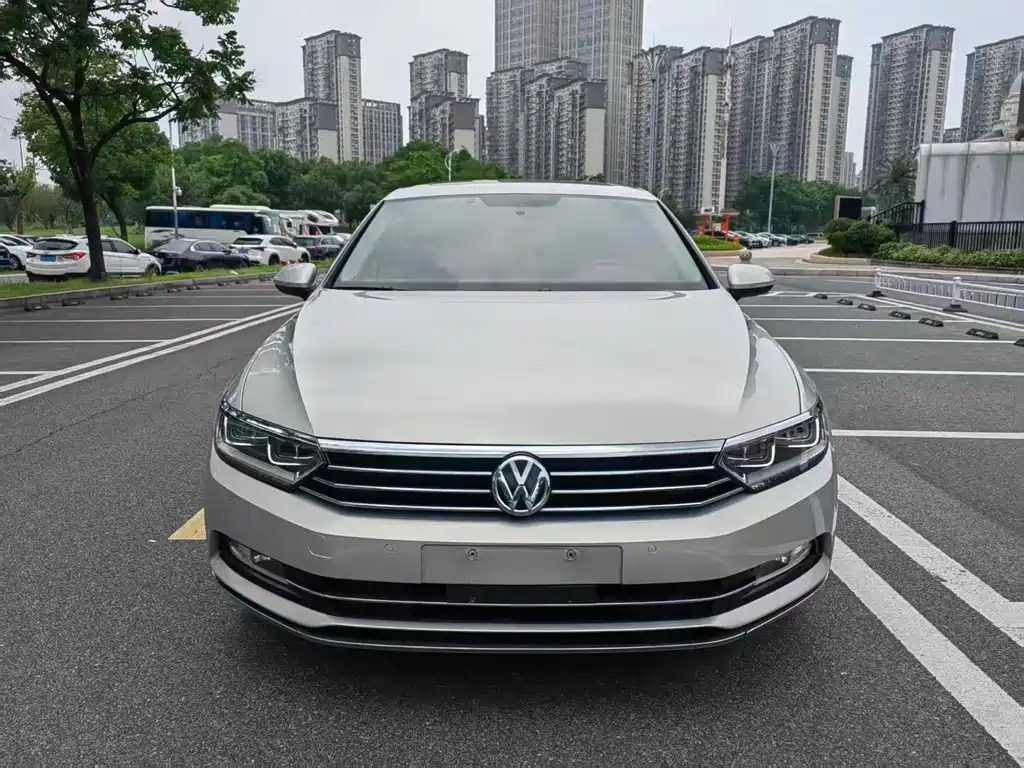 Volkswagen Magotan 2018 — фото 2