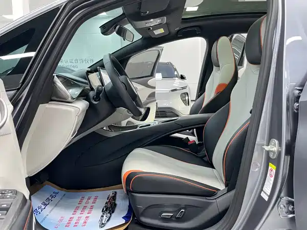BYD Dolphin 2022