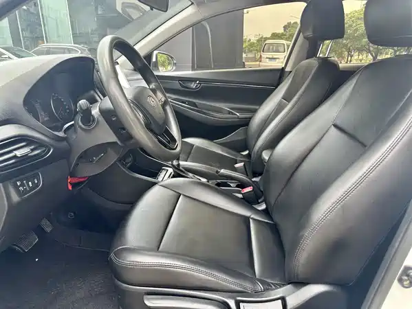 Hyundai Yuedong 2018