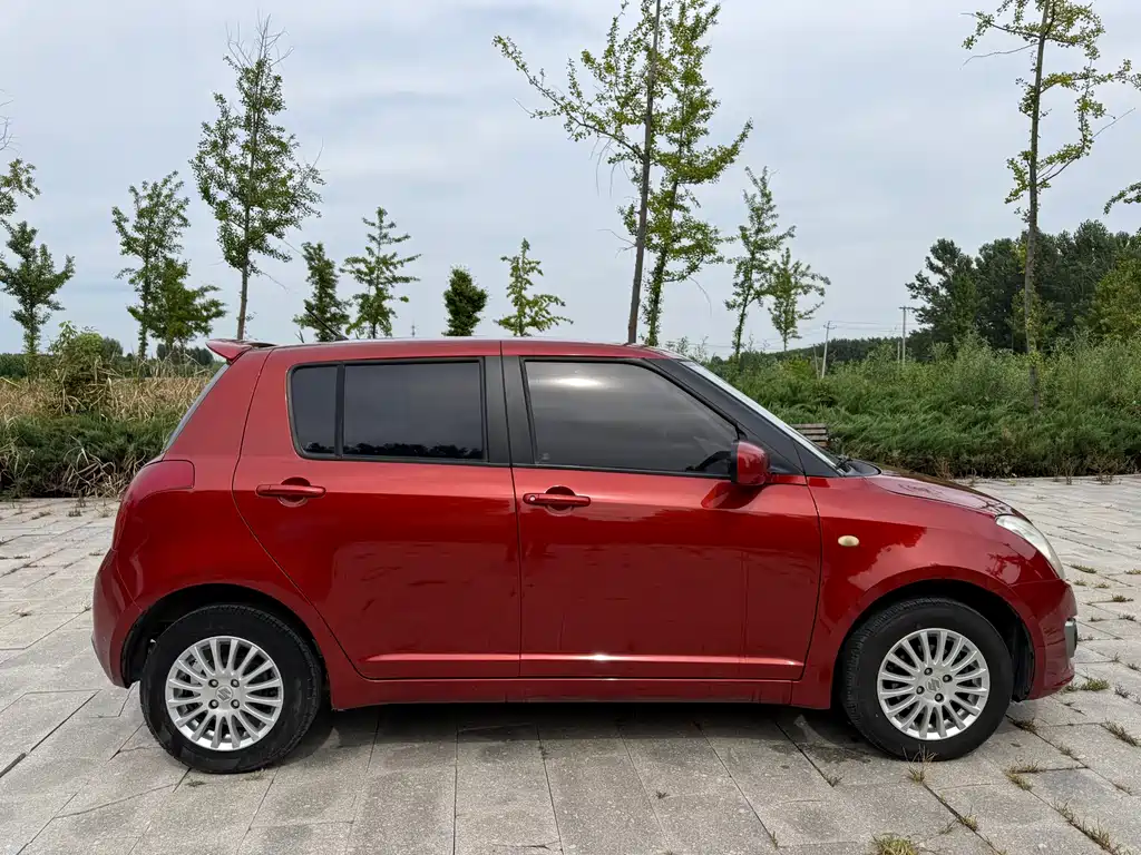 Suzuki Swift 2016 — фото 8