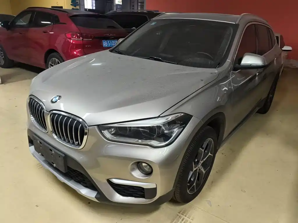 BMW X1 2019 — фото 1