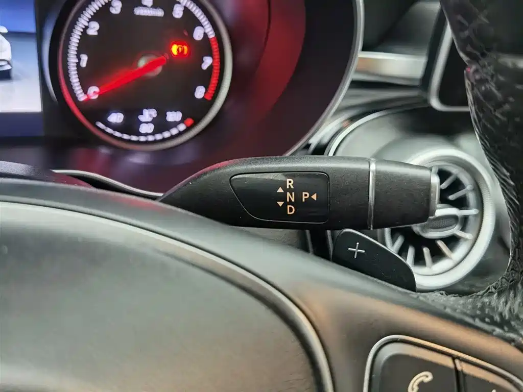 Mercedes-Benz C-Class 2016 — фото 13