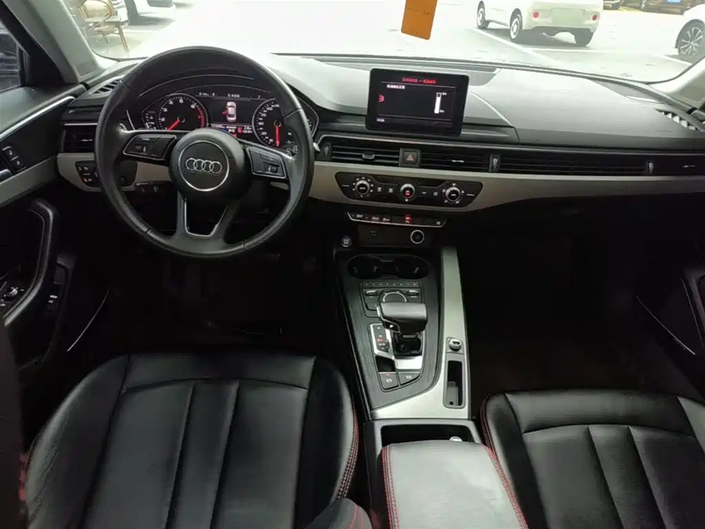 Audi A4L 2018 — фото 10
