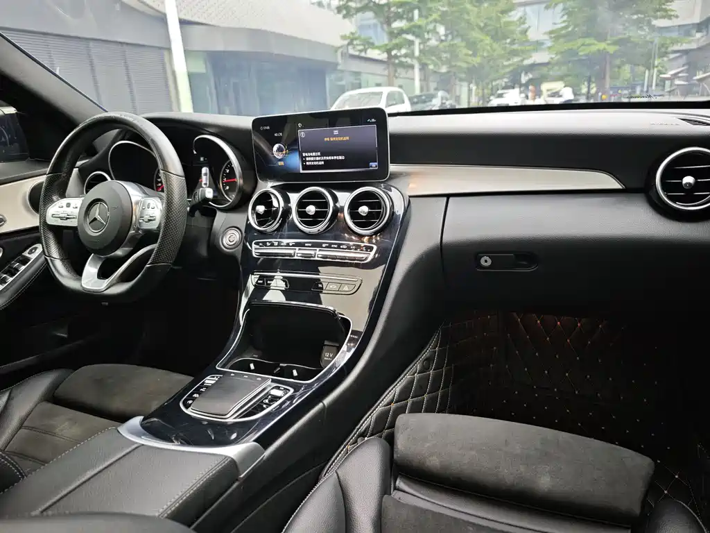 Mercedes-Benz C-Class 2019 — фото 11