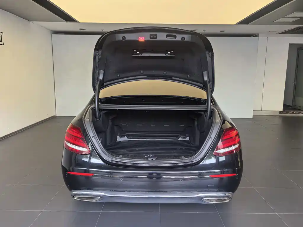 Mercedes-Benz E-Class 2020