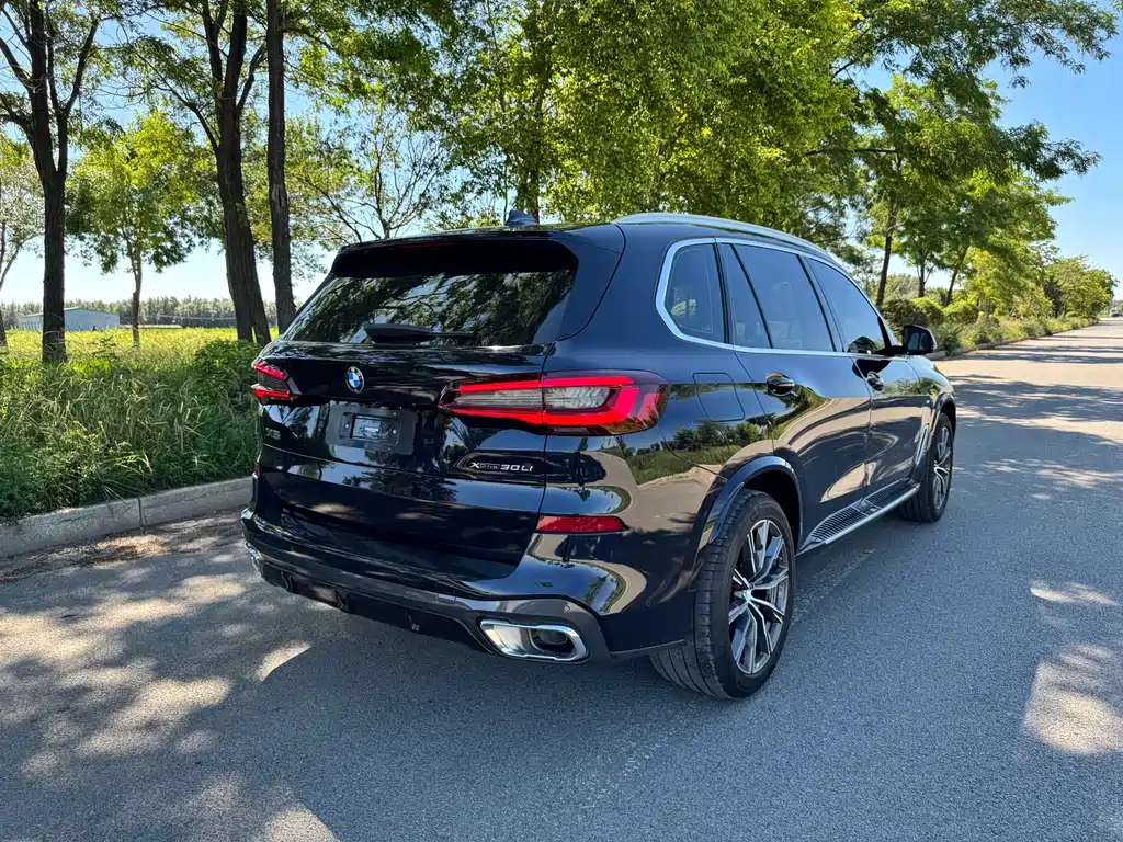 BMW X5 2022 — фото 9