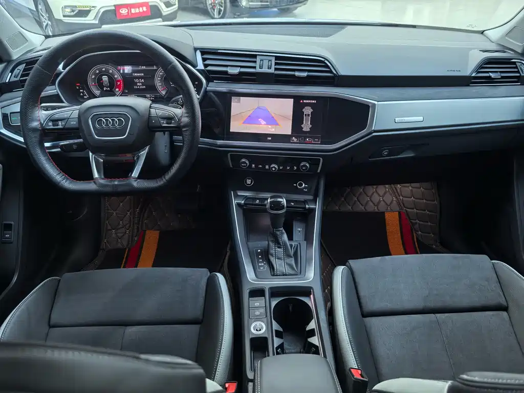 Audi Q3 2022 — фото 10