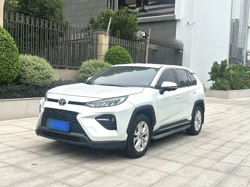 Toyota Wildlander 2022 — фото 2