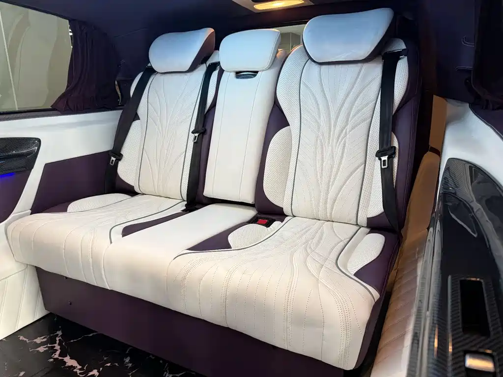 Mercedes-Benz Vito 2022 — фото 17