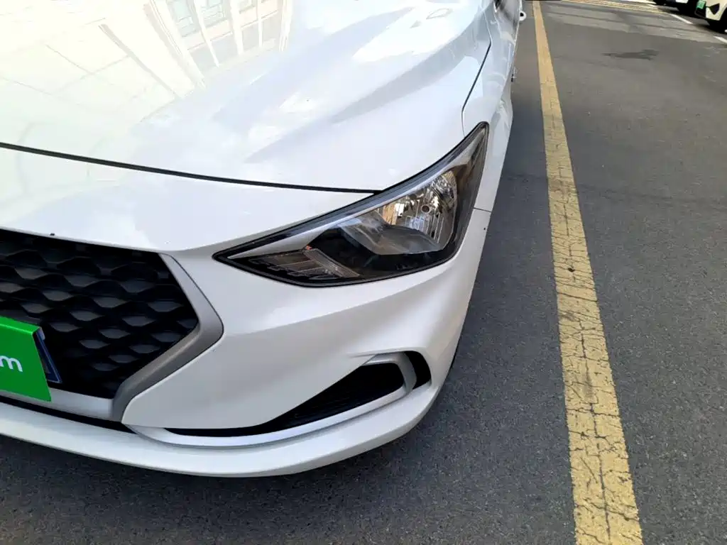 Hyundai Elantra 2022 — фото 24