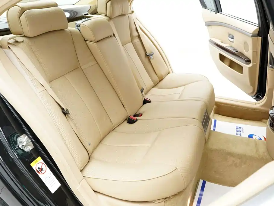 BMW 7 Series 2008 — фото 12