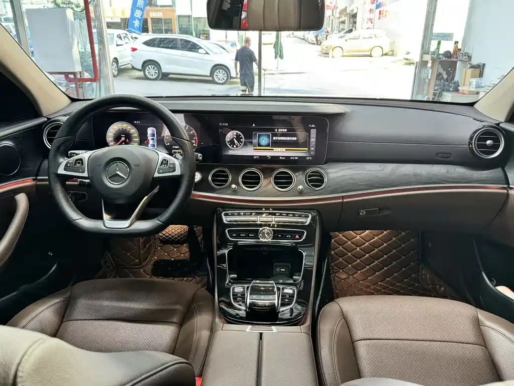 Mercedes-Benz E-Class 2017