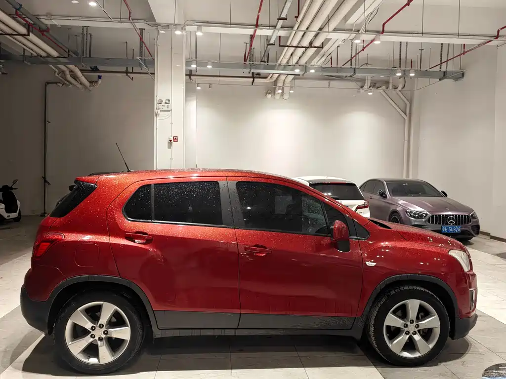 Chevrolet Trax 2015 — фото 2