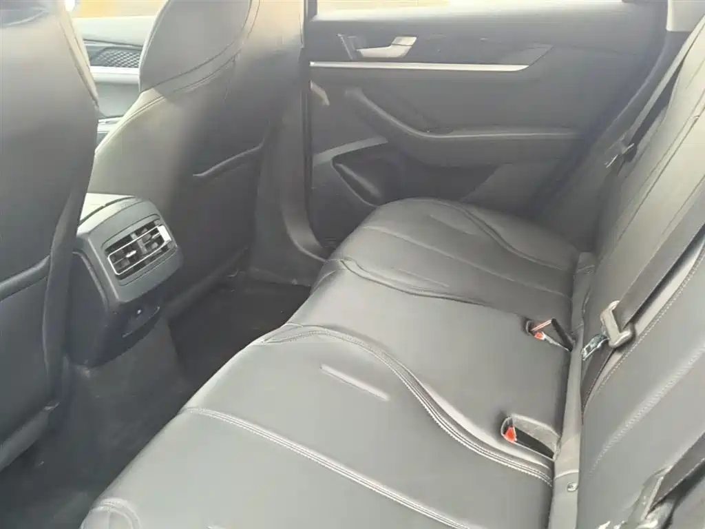 BYD Qin PLUS 2023 — фото 17