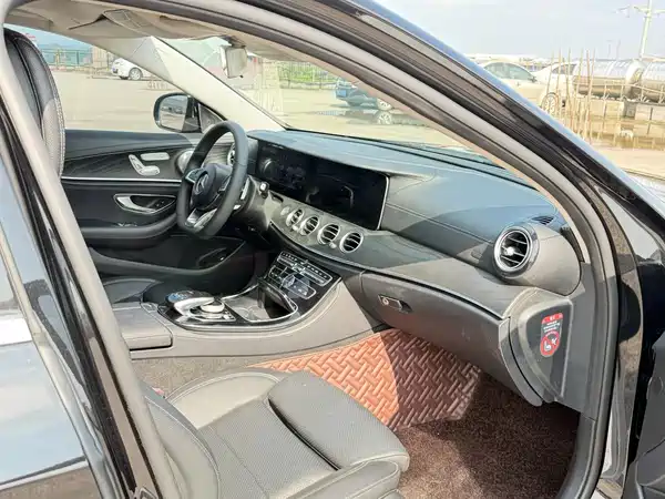 Mercedes-Benz E-Class 2017