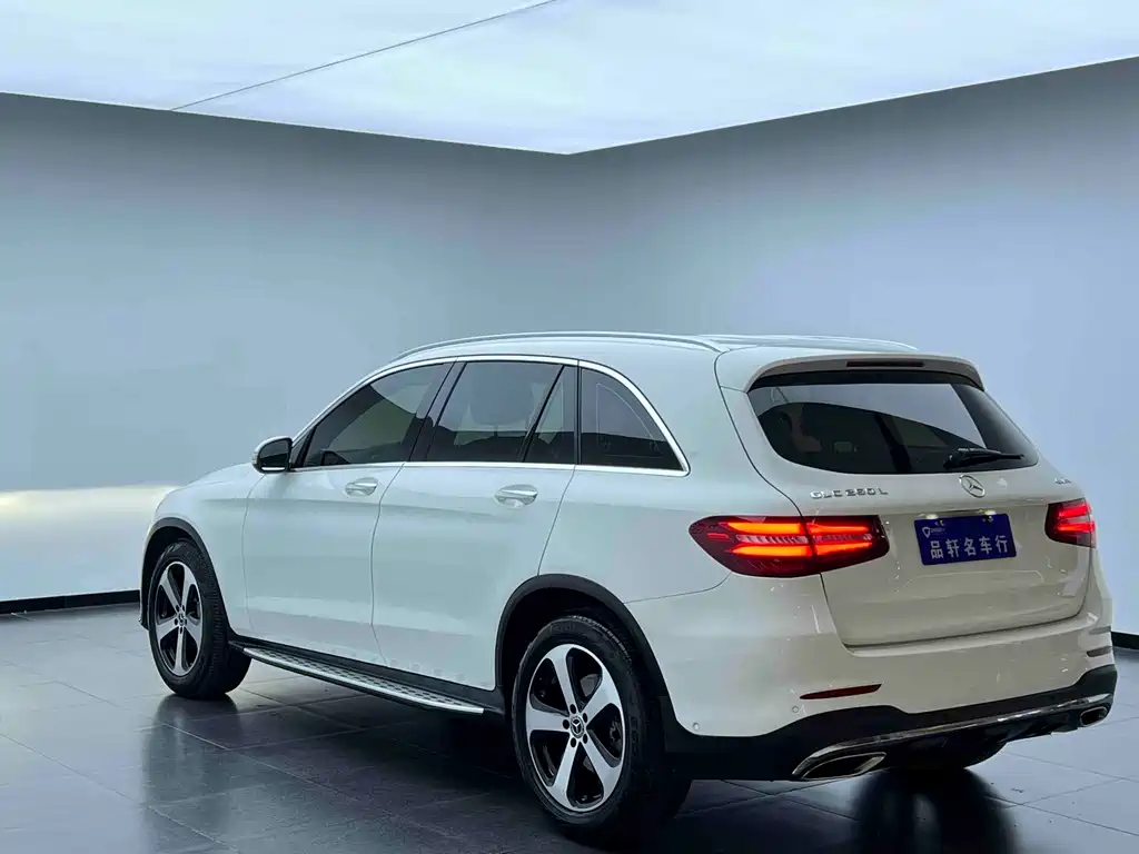 Mercedes-Benz GLC 2019 — фото 6