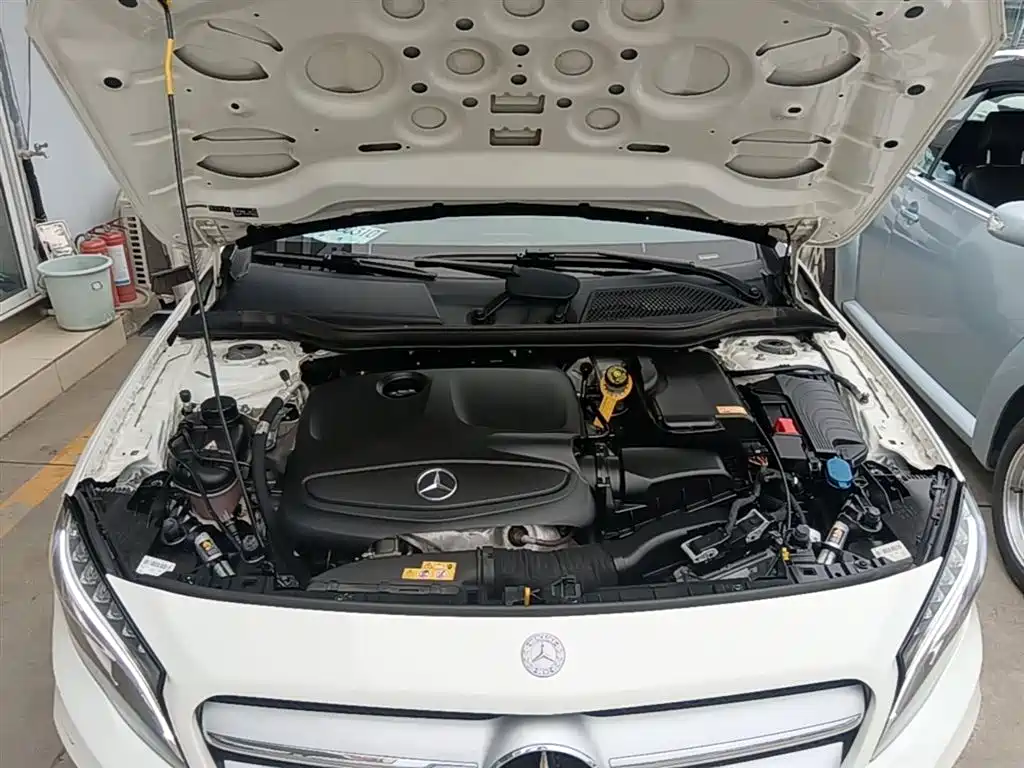 Mercedes-Benz GLA 2016 — фото 20