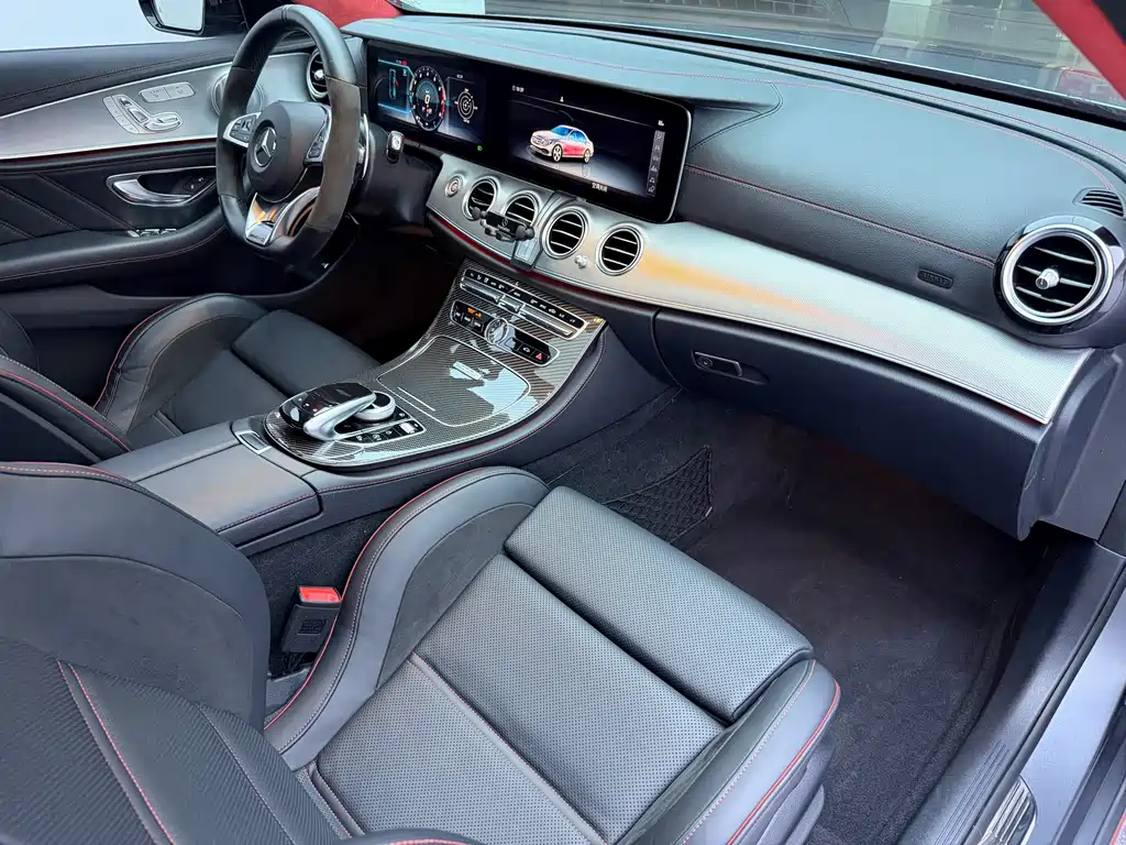 Mercedes-Benz E-Class AMG 2018 — фото 14