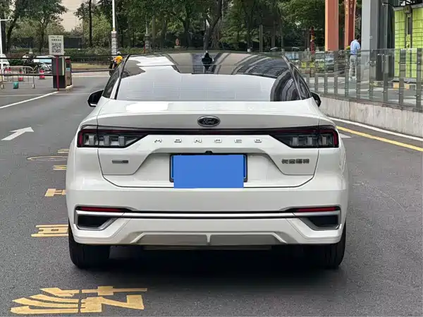 Ford Mondeo 2023