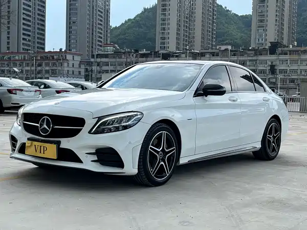 Mercedes-Benz C-Class 2021