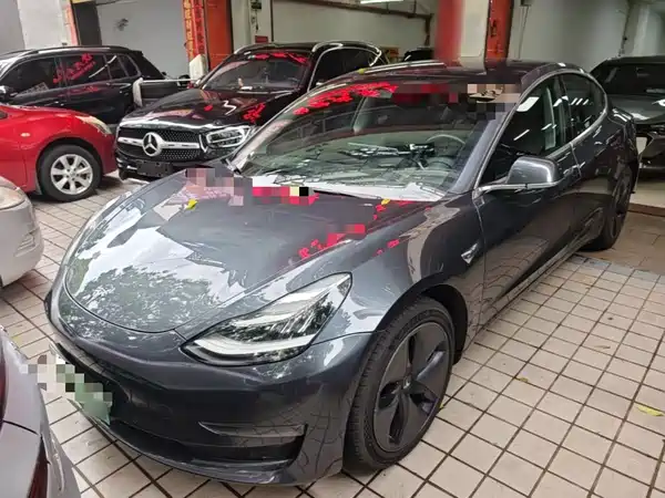 Tesla Model 3 2019