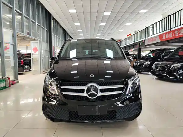 Mercedes-Benz V-Class 2023