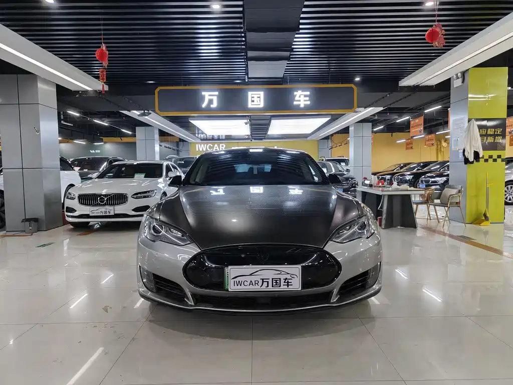Tesla Model S 2016 — фото 2