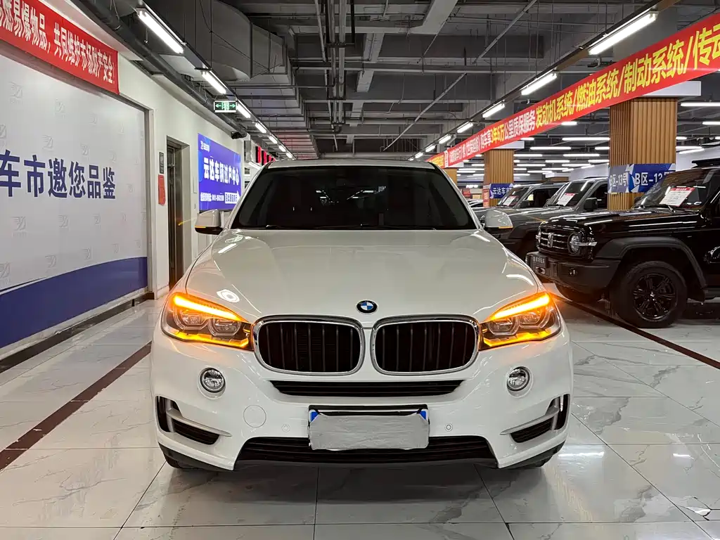 BMW X5 2015 — фото 1
