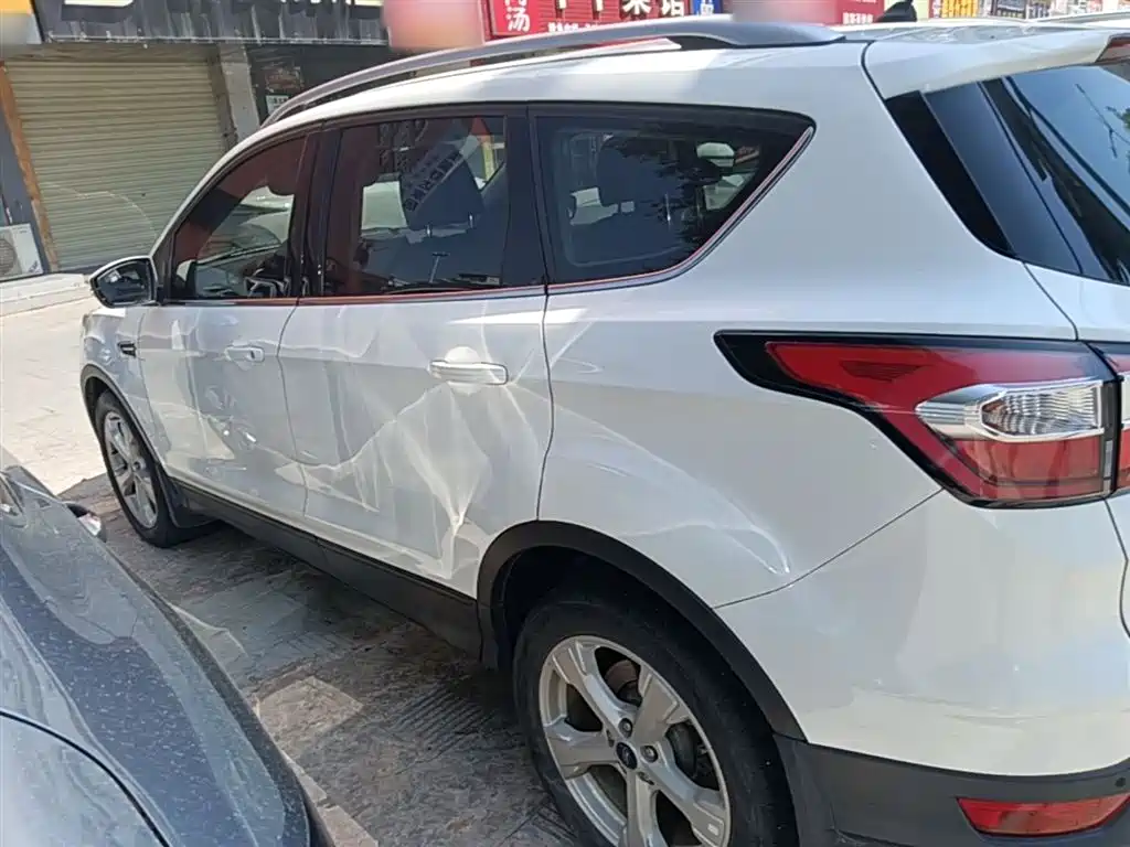 Ford Kuga 2018 — фото 5