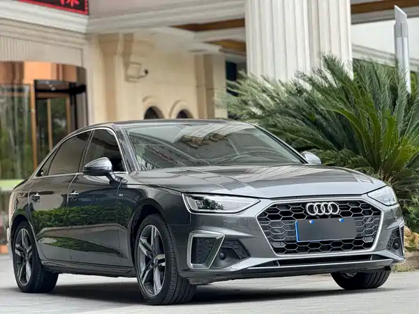 Audi A4L 2020