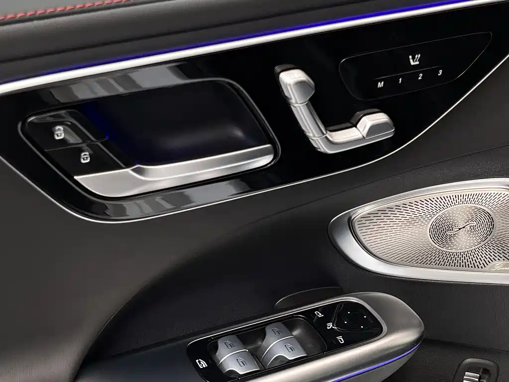 Mercedes-Benz C-Class AMG 2025 — фото 22