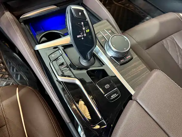 BMW 5 Series 2023