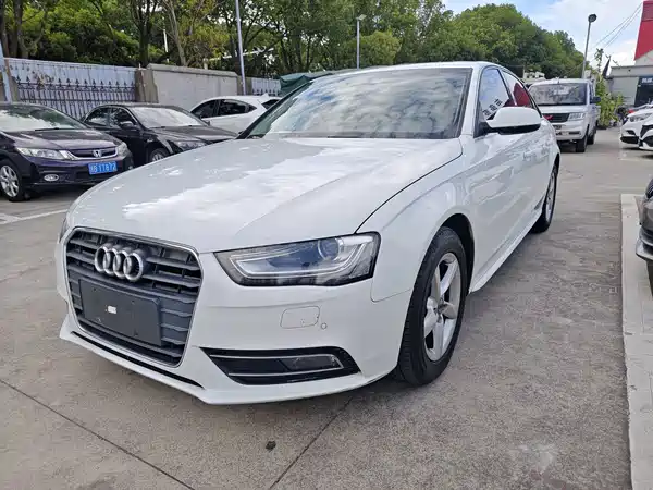 Audi A4L 2014