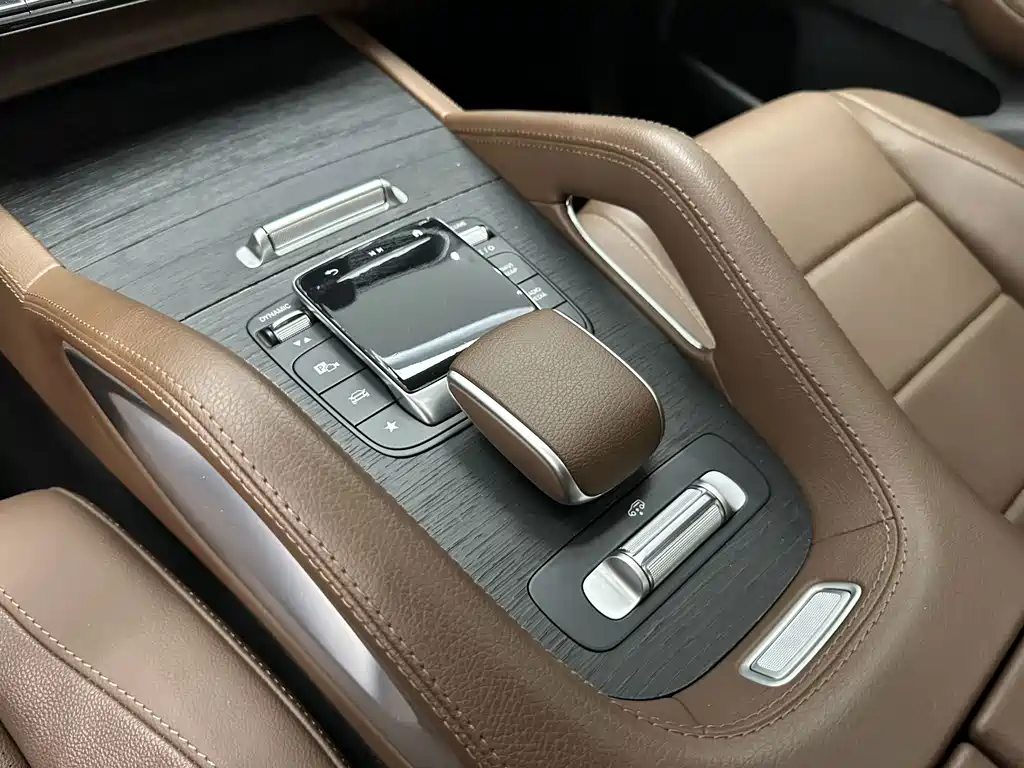 Mercedes-Benz GLS 2024 — фото 16