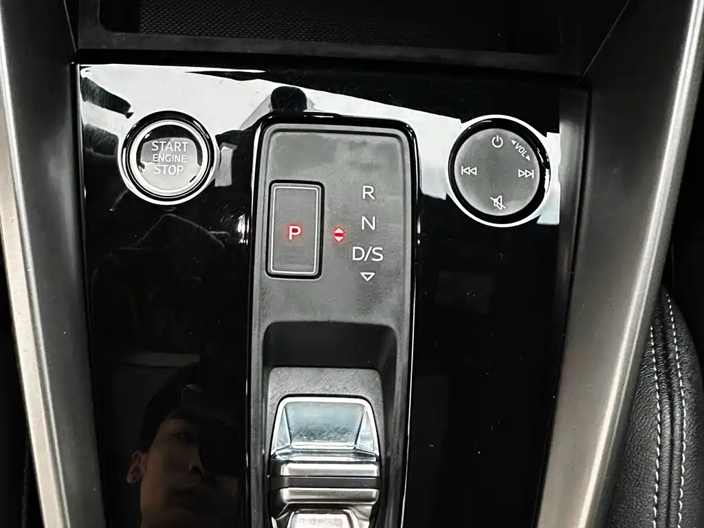 Audi A3 2023 — фото 22