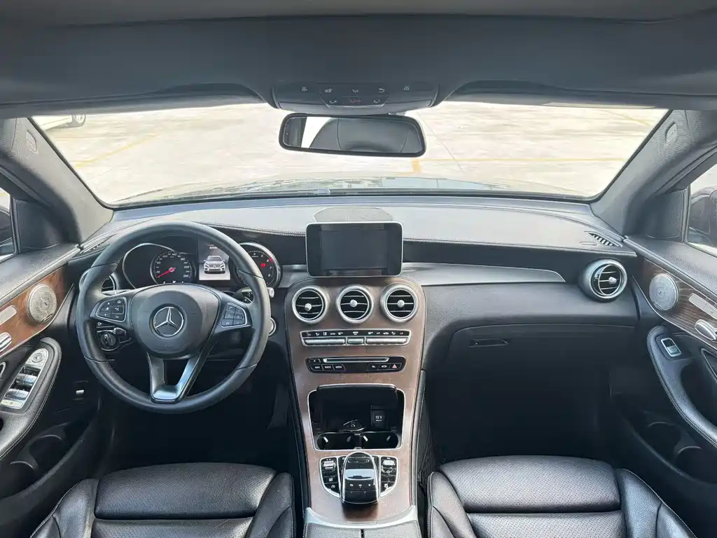 Mercedes-Benz GLC 2019