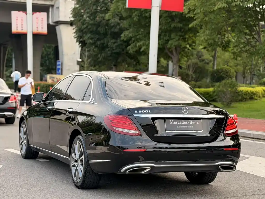 Mercedes-Benz E-Class 2018 — фото 4