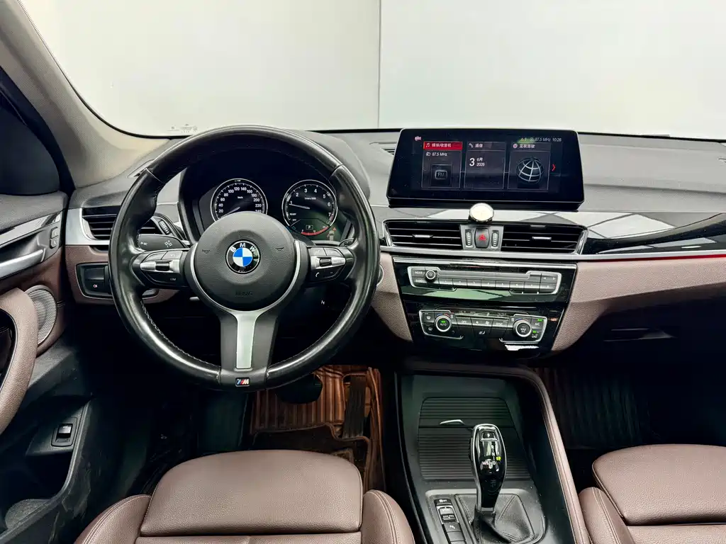 BMW X1 2022 — фото 15