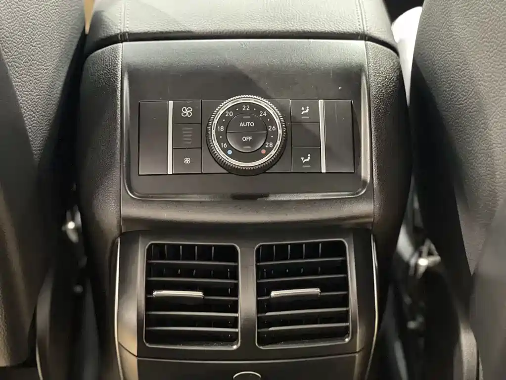 Mercedes-Benz R-Class 2014 — фото 20