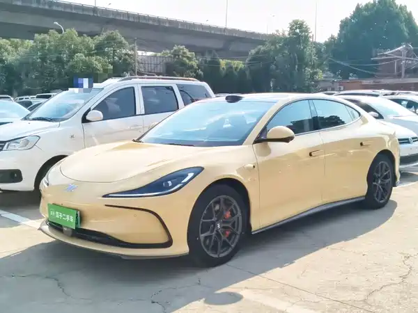 IM Motors L6 2025