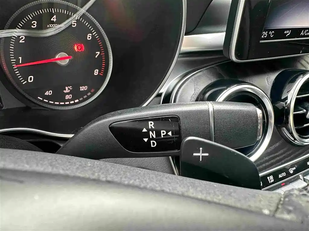 Mercedes-Benz C-Class 2017 — фото 14