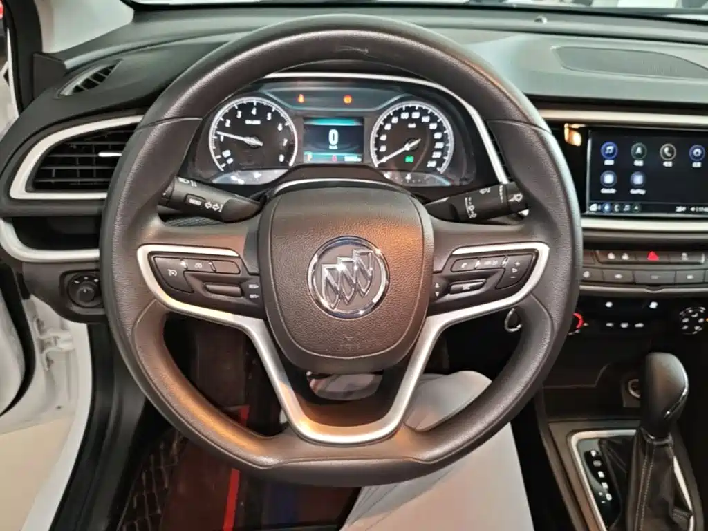 Buick Excelle 2022 — фото 11