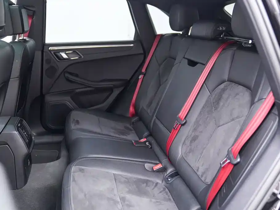 Porsche Macan 2021 — фото 14