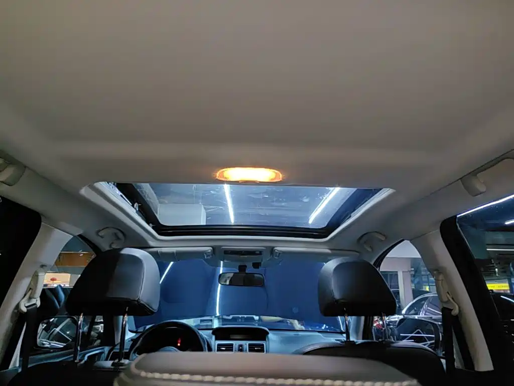 Subaru Forester 2016 — фото 18