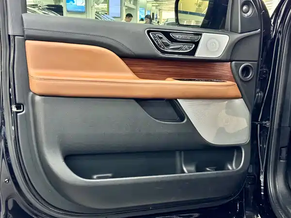 Lincoln Navigator 2019